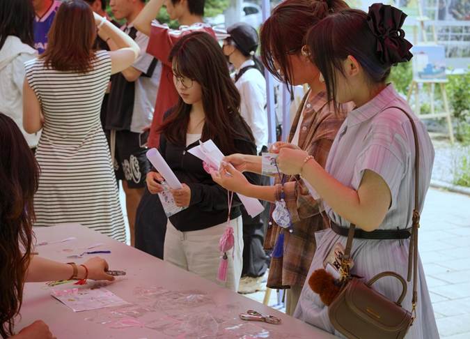 圖示, 示意圖

中度可信度描述已自動(dòng)生成:ver1